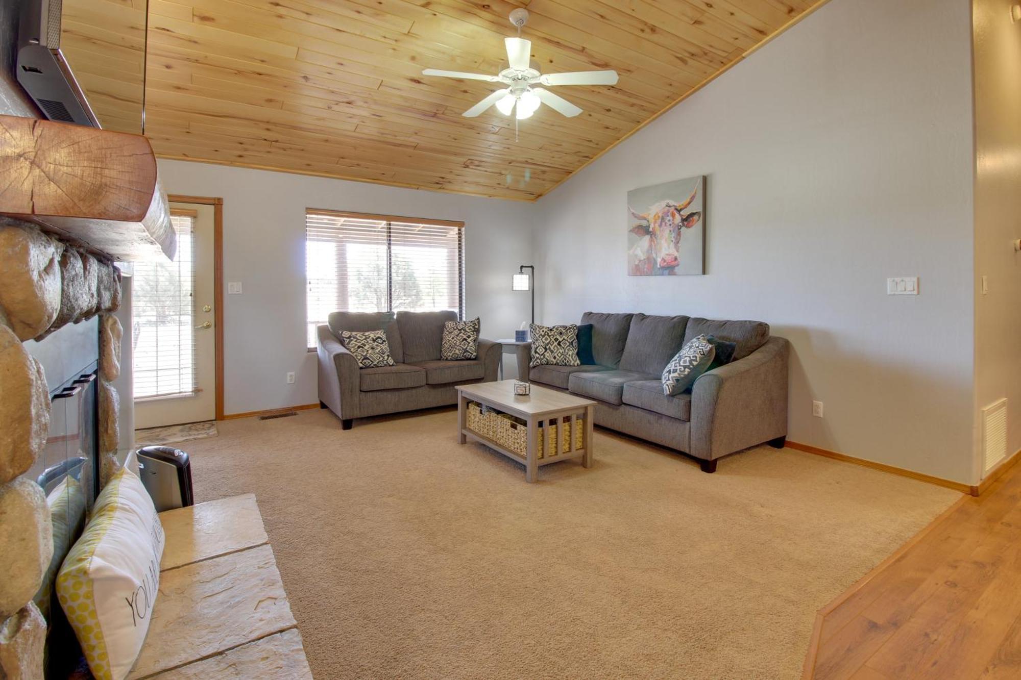 Overgaard Cabin Near Sitgreaves National Forest! エクステリア 写真